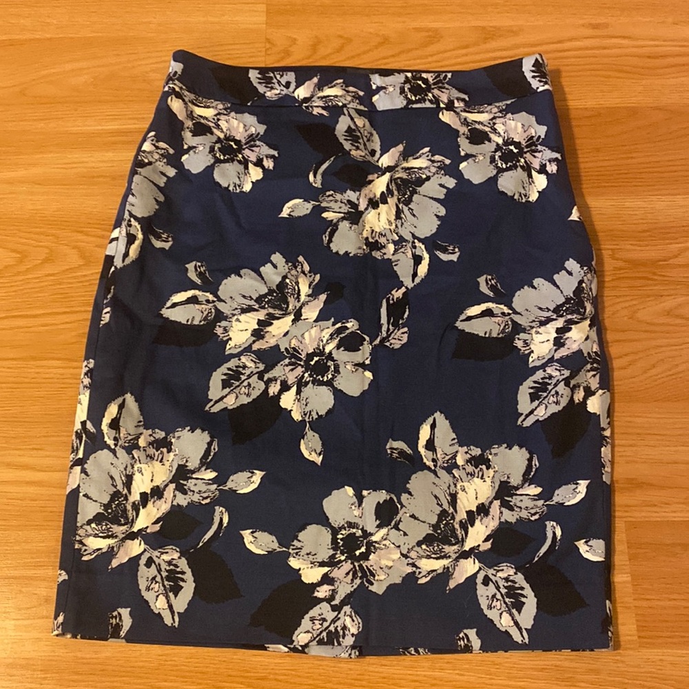 Blue Flowered Pencil Skirt